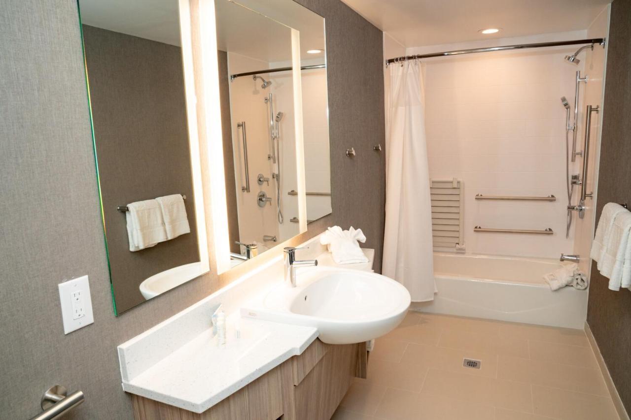 Springhill Suites By Marriott Woodbridge Exterior foto