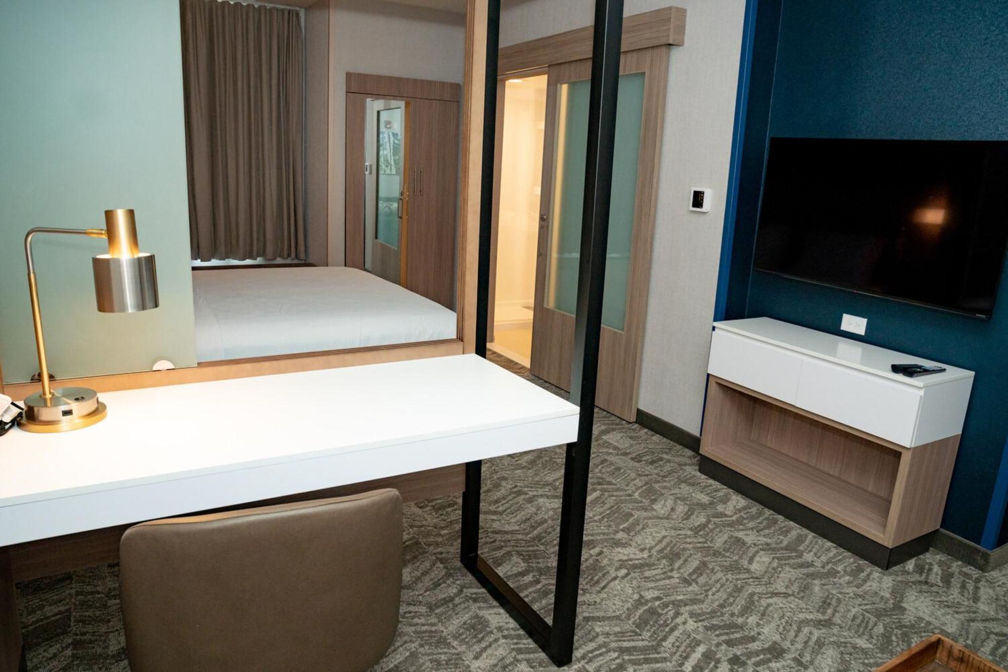 Springhill Suites By Marriott Woodbridge Exterior foto