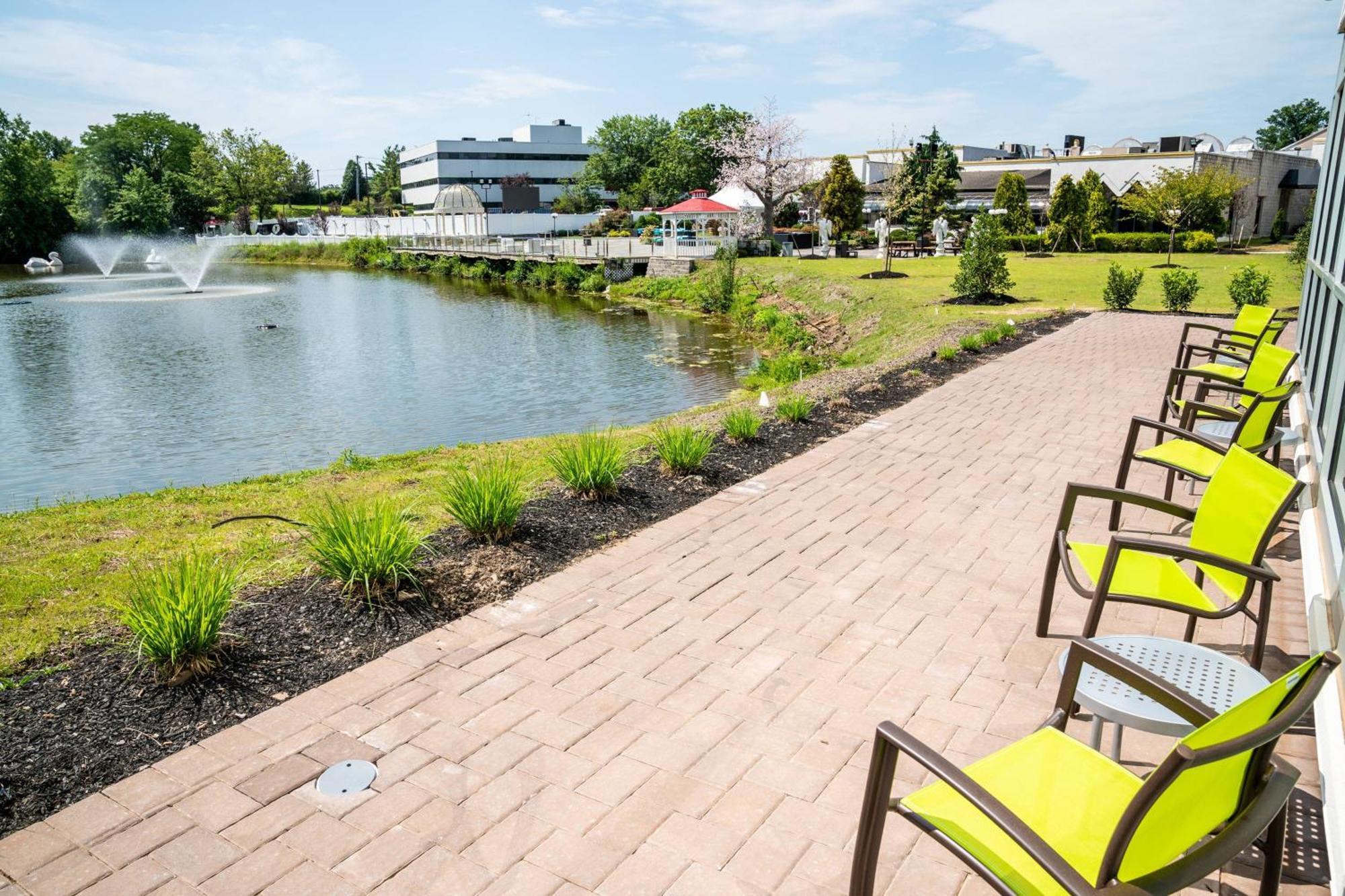 Springhill Suites By Marriott Woodbridge Exterior foto